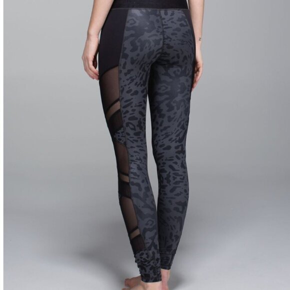 Lululemon Just Breathe Pant Women's Leggings Animal Swirl Mesh Black Grey - Picture 1 of 10